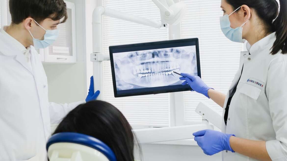 Toothache at Night in Birmingham: Why Dental Pain Gets Worse After Dark and What to Do
